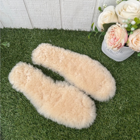 UGG Women's Sheepskin Insoles Tan WOMEN'S SHEEPSKIN INSOLES. NEW SIZE 10 NO BOX - Picture 8 of 14